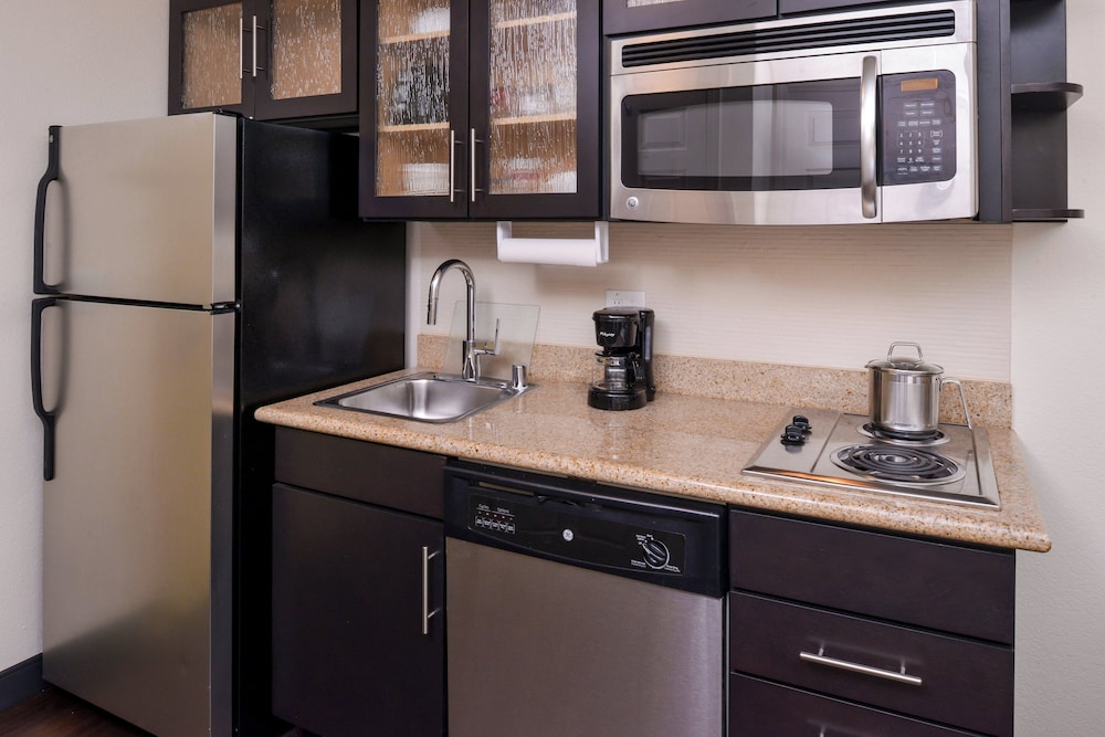 Candlewood Suites Paducah by IHG - photo 42