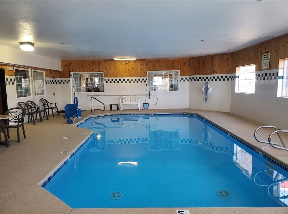 Omak Inn - photo 16