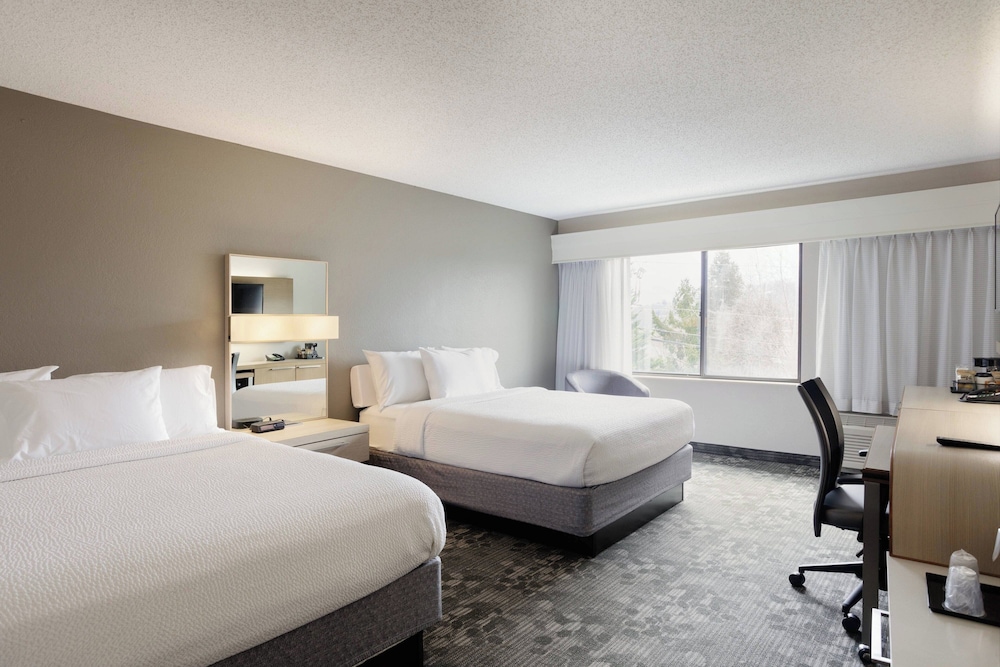 Courtyard by Marriott Harrisonburg - photo 13