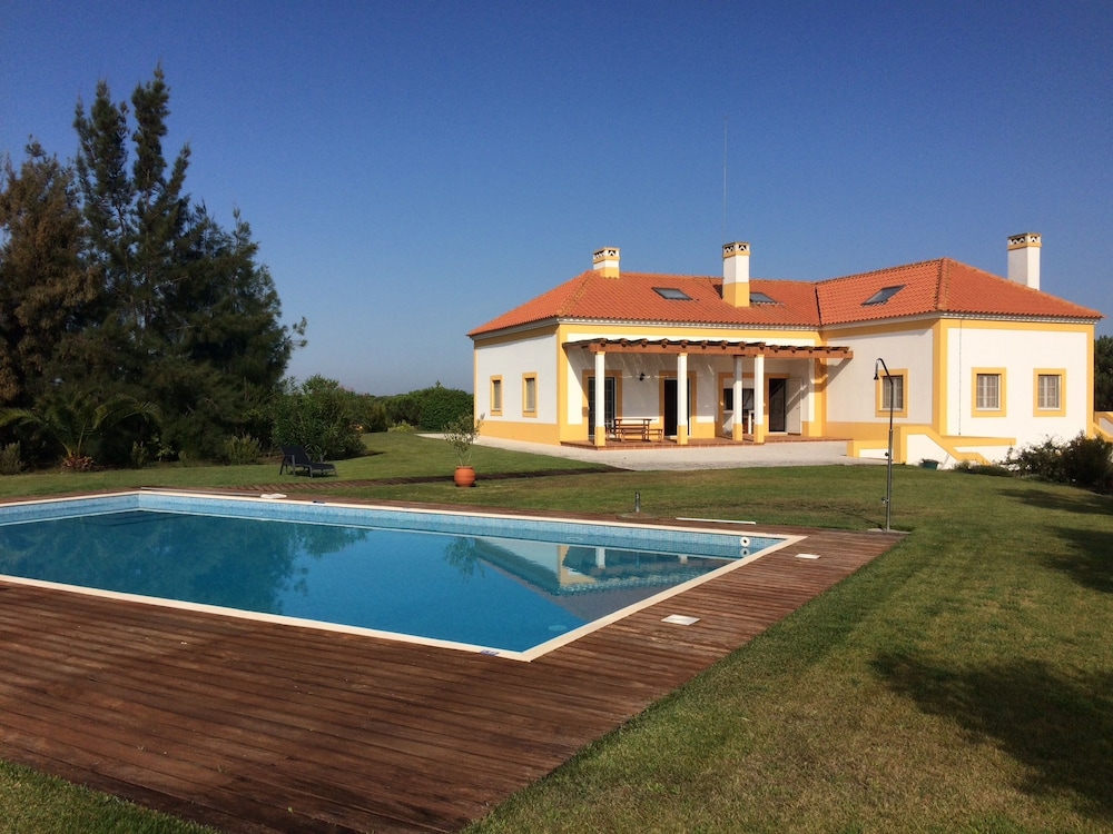 Holiday Home Casa Cegonha by Interhome — 4-Star Luxury Hotel in Alcacer Do Sal, Portugal