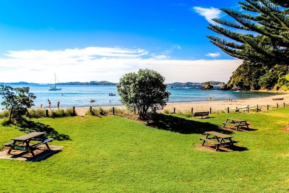 Genevieve’s on Du Fresne in Paihia, New Zealand