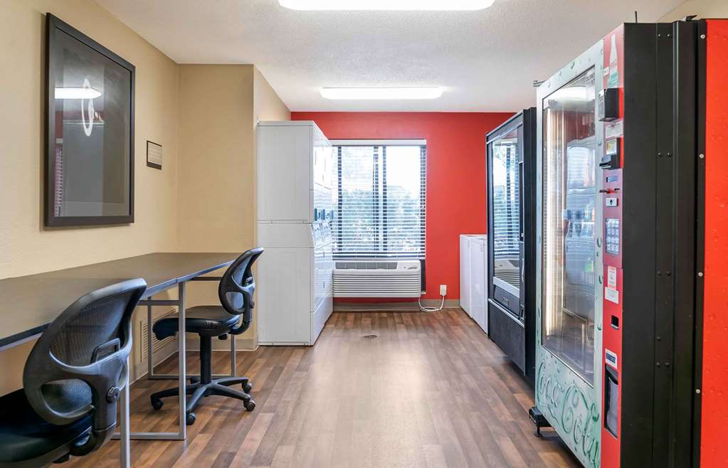 Extended Stay America Select Suites Detroit Warren - photo 30