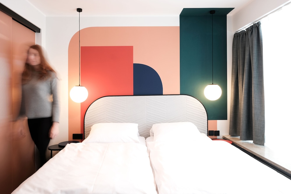 The Dot 24 7 Checkin - carbon neutral hotel in Munich