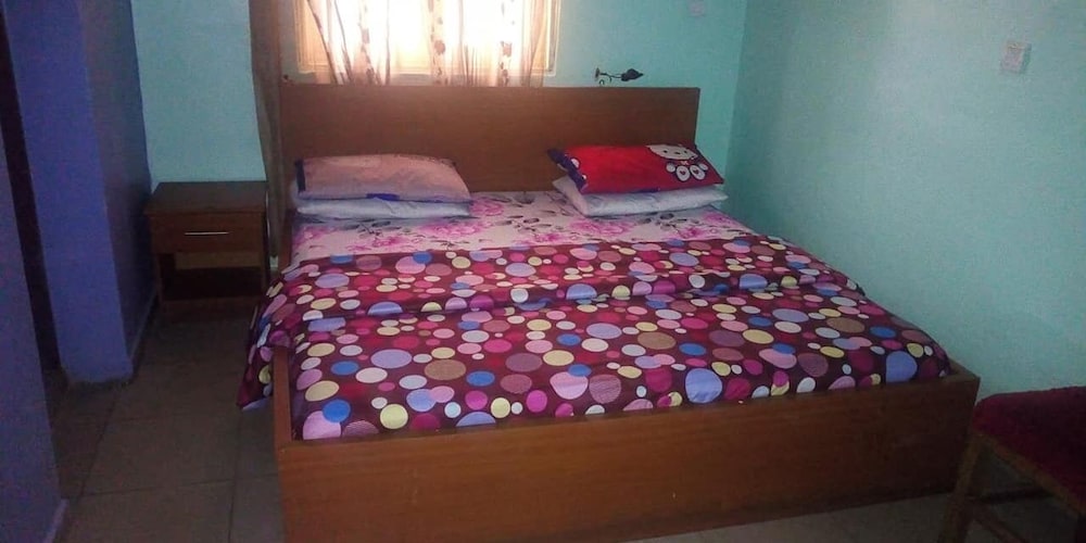 Eagle Valley Royal Hotel — Jos — photo 4