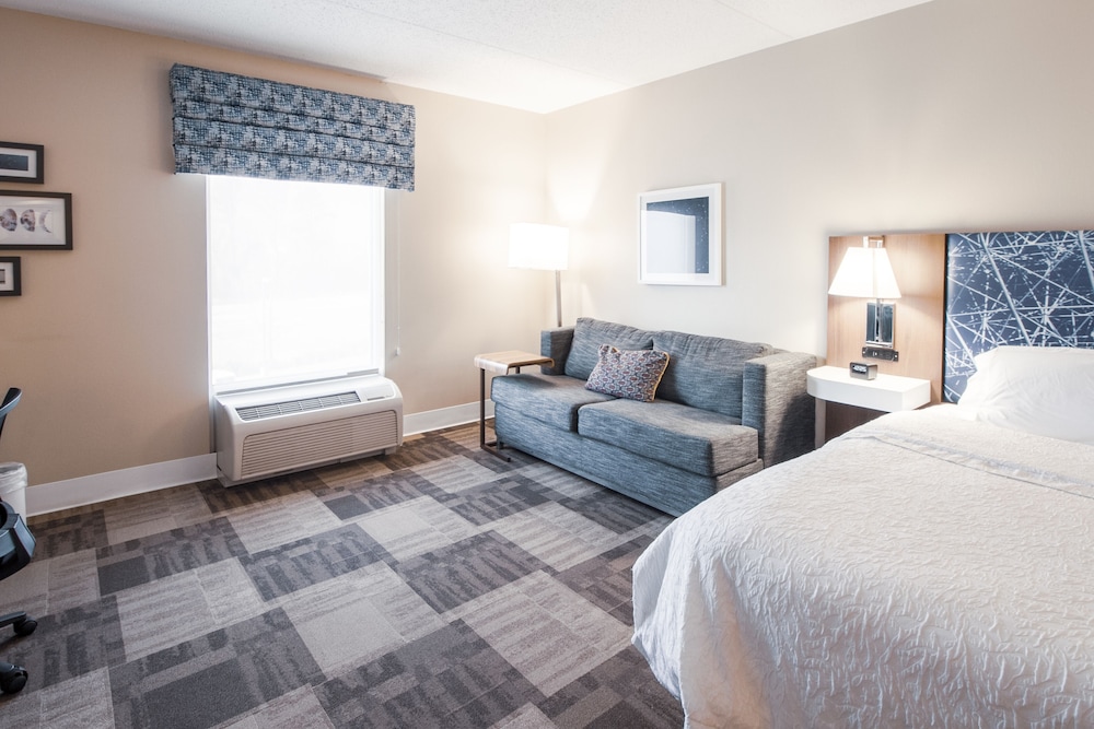 Hampton Inn & Suites Huntsville Hampton Cove - photo 11