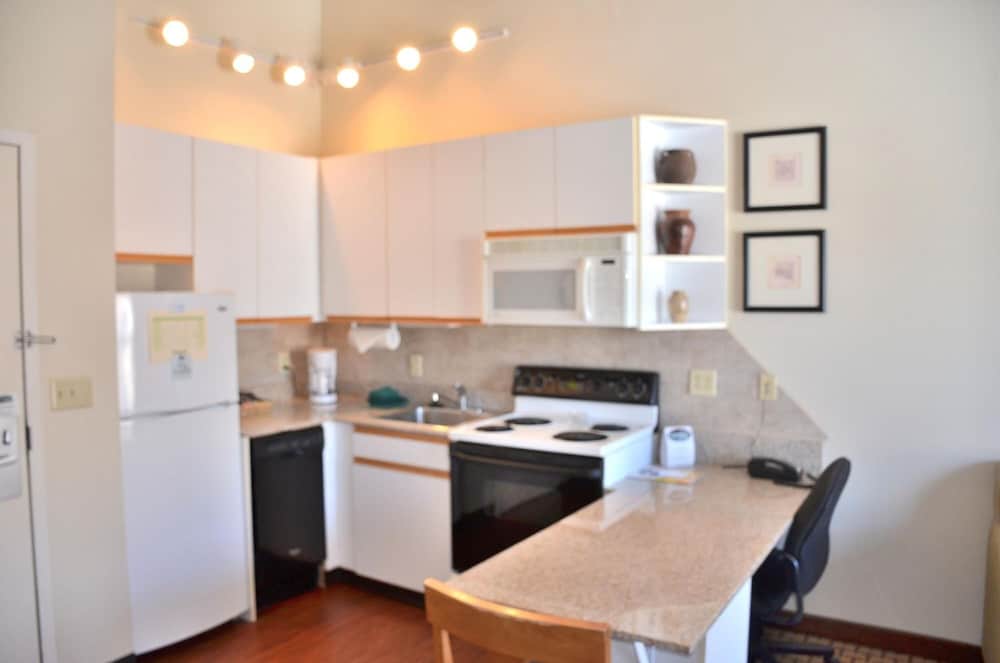 Cresthill Suites Syracuse - photo 20