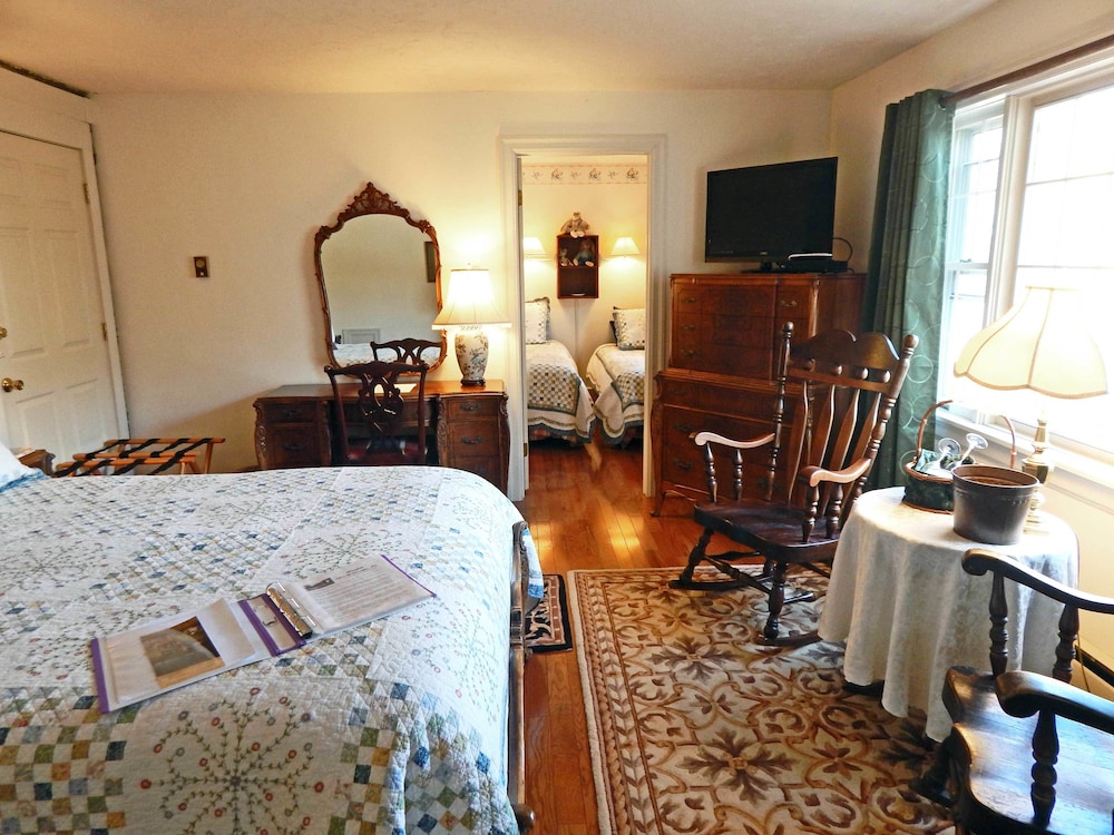Battlefield Bed & Breakfast Inn - photo 37