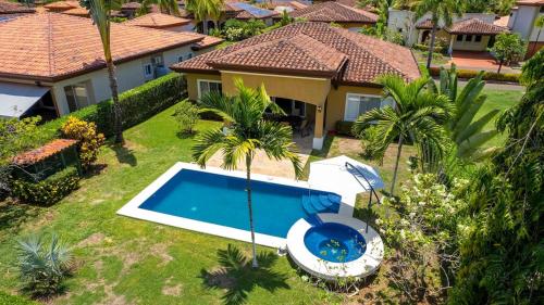 Villa Arrecife by Vacation Pura Vida — 4-Star Luxury Hotel in Bejuco, Costa Rica