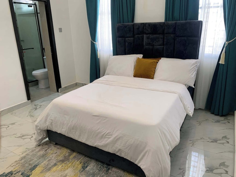 Rhodabode Apartment — 4-Star Luxury Hotel in Abuja, Nigeria