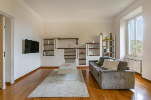 Family Stay in Trastevere — 4-Star Luxury Hotel in Rome, Italy