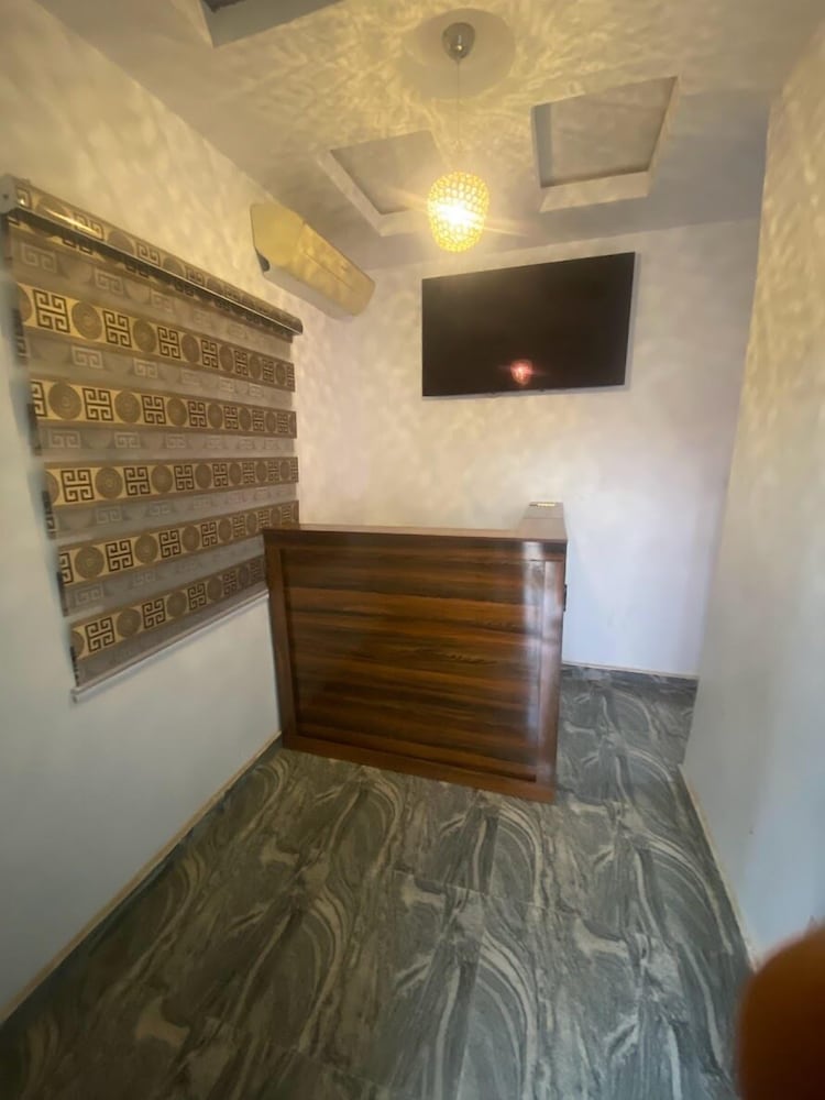 De Emeritus Courtyard Hotel