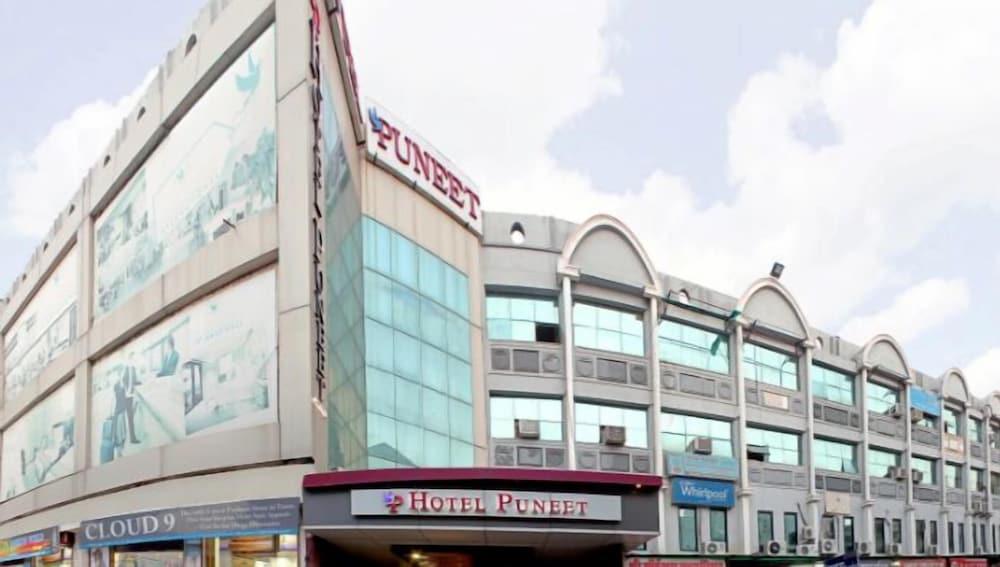 Hotel puneet international in Raipur, India