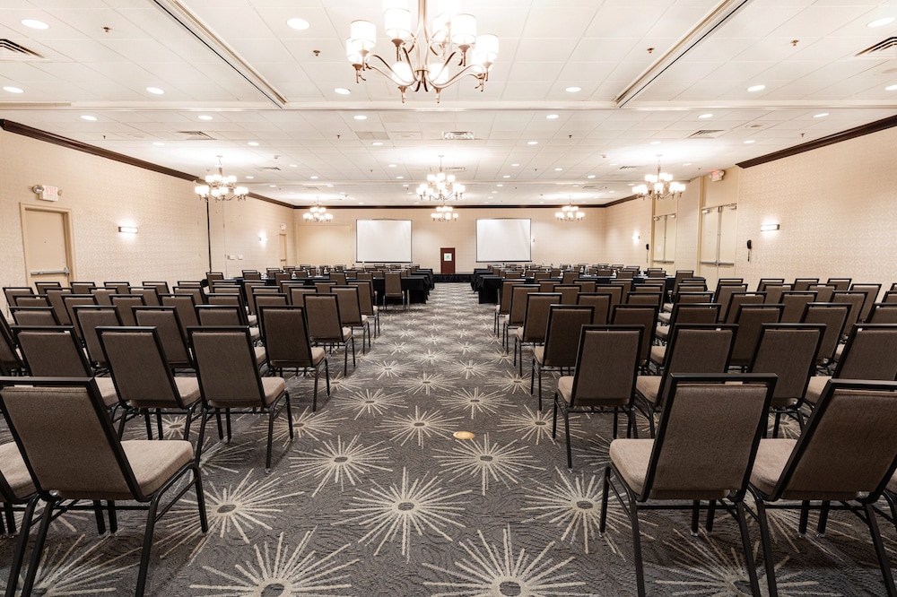 Holiday Inn St. Louis Arpt West Earth City by IHG - photo 55