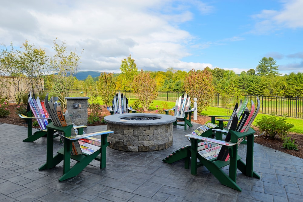 Fairfield by Marriott Inn & Suites Plymouth White Mountains - photo 59