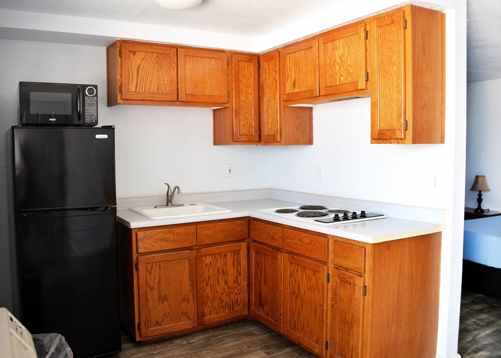 The Oakwood Inn - photo 20