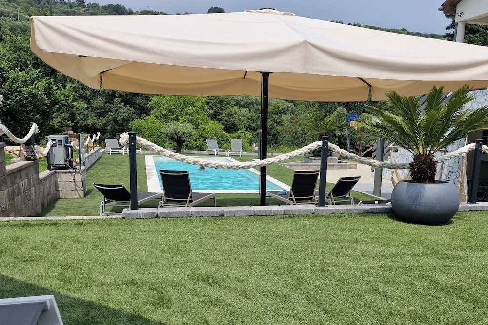 Casa Ma3x Apartment Rose — 4-Star Luxury Hotel in Koper, Slovenia