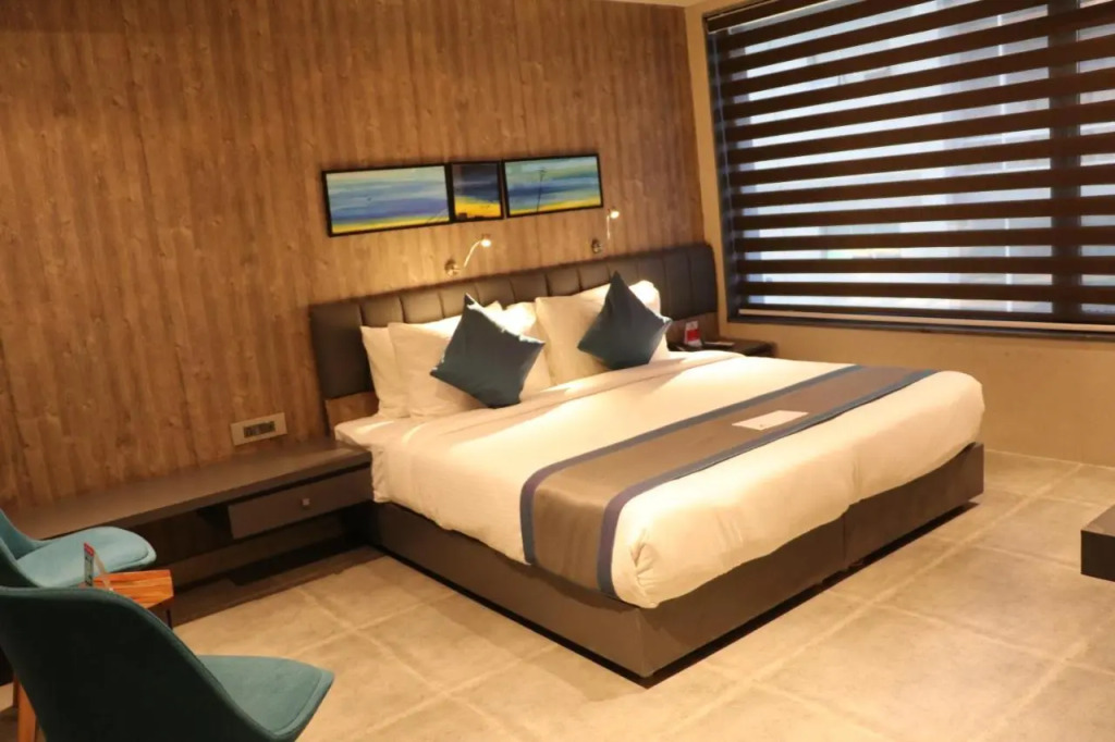 The Soni Otel — Haora