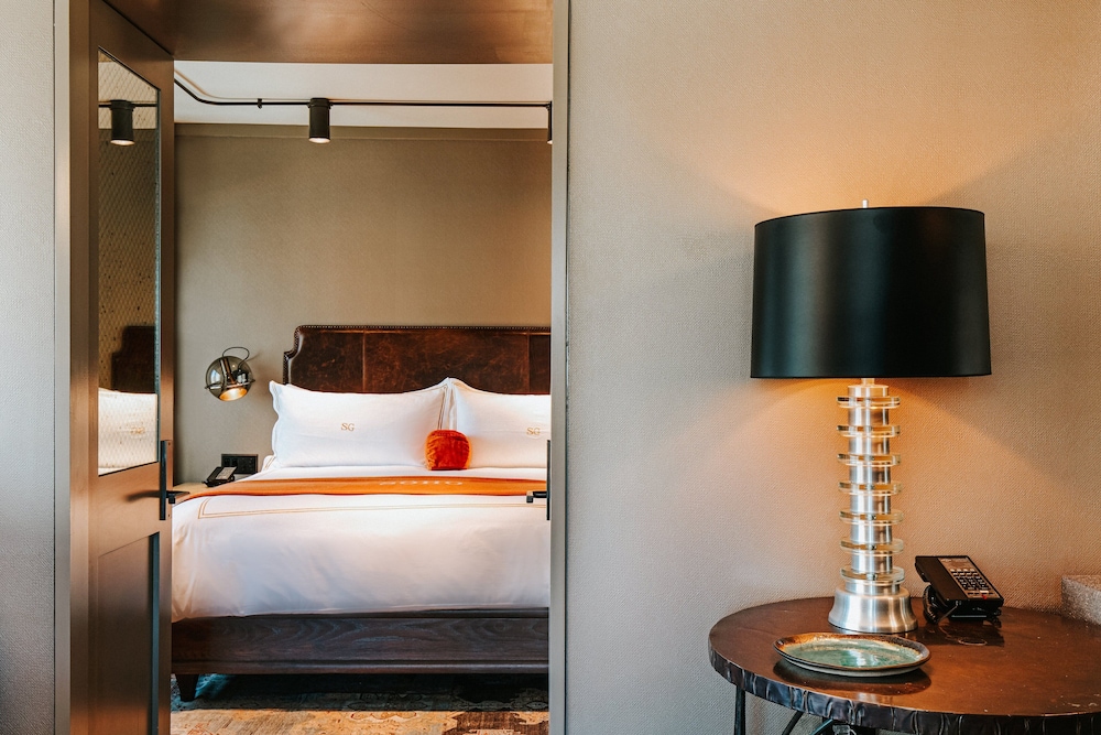 Soho Grand Hotel - photo 4