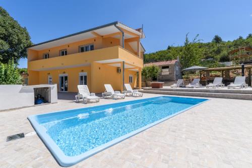 Villa Sellina — 4-Star Luxury Hotel in Marina, Croatia