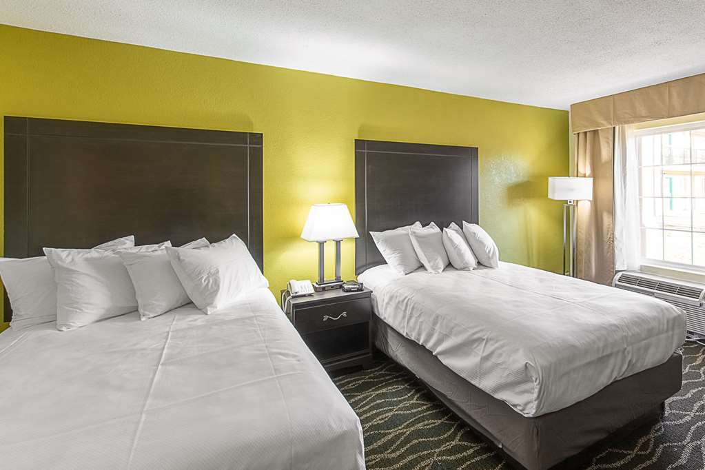 Clarion Inn Columbia Airport - photo 13