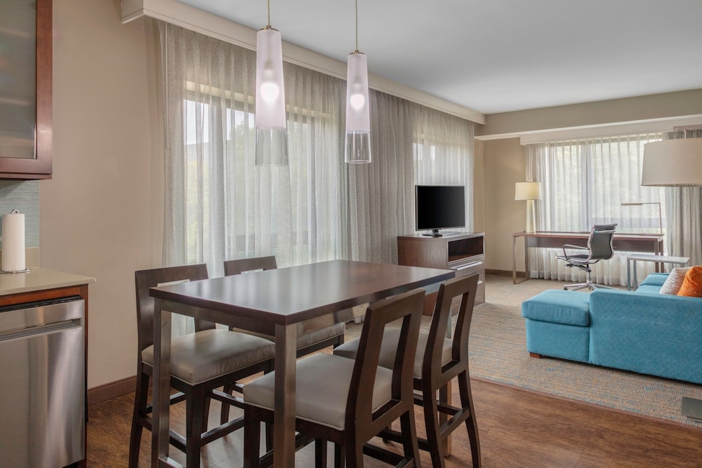 Residence Inn by Marriott Boston Burlington - photo 10