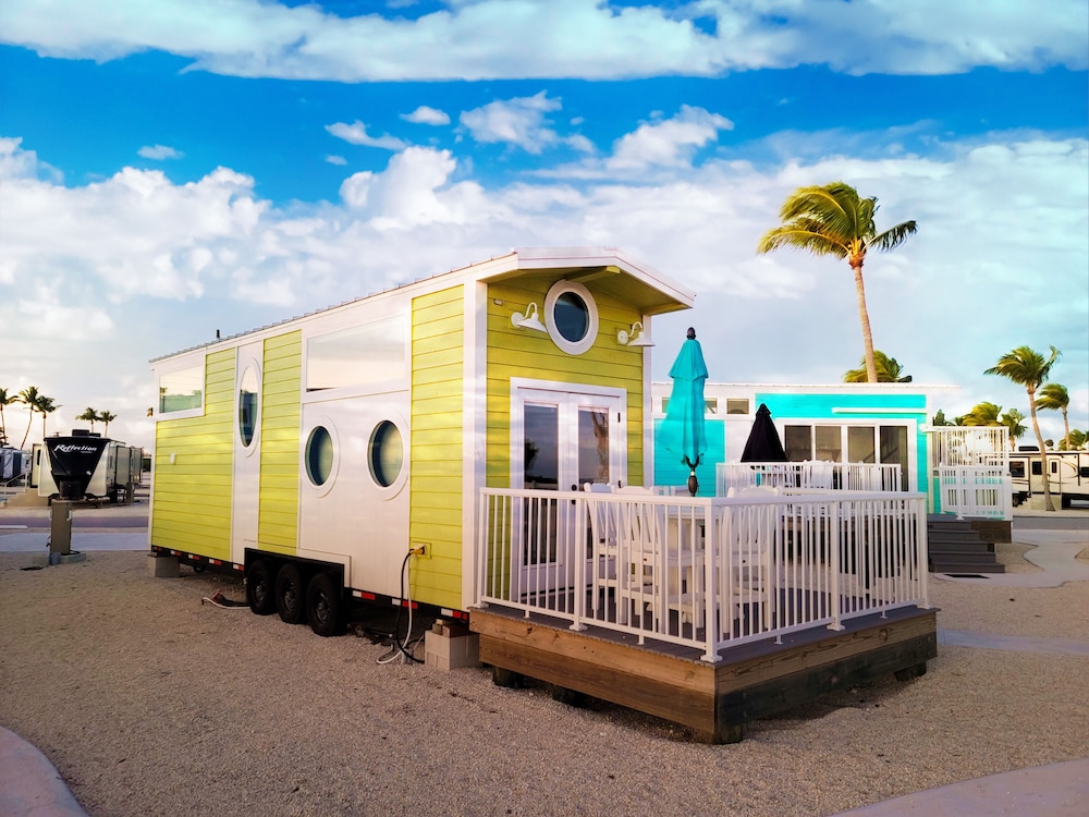 Sunshine Key RV Resort & Marina - photo 7