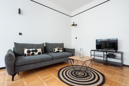 Uniwersytet Warszawski Modern Apartment by BookingHost — 4-Star Luxury Hotel in Warsaw, Poland