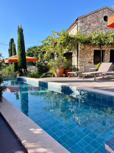 North Point Rooms — 4-Star Luxury Hotel in Kefalonia, Greece
