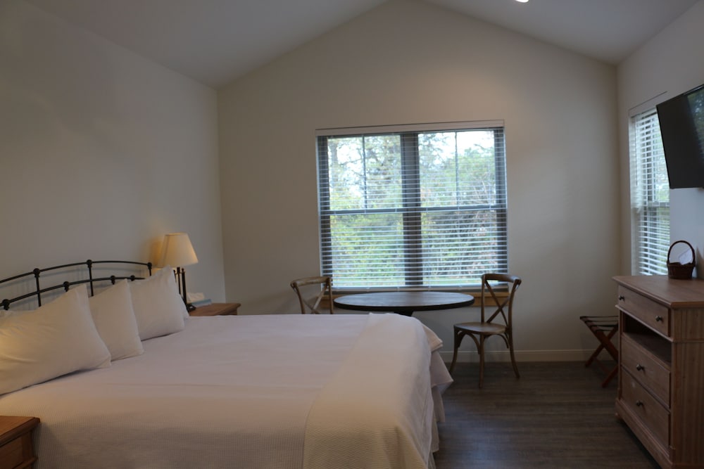 Cedar Creek - photo 14