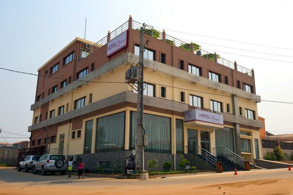 Hotel Quatro Petalas in Luanda, Angola