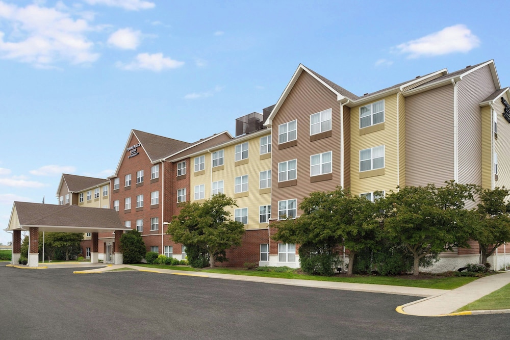 TownePlace Suites Chicago Naperville - photo 29