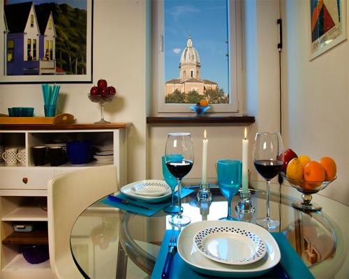 River View Apartment — 4-Star Luxury Hotel in Rome, Italy