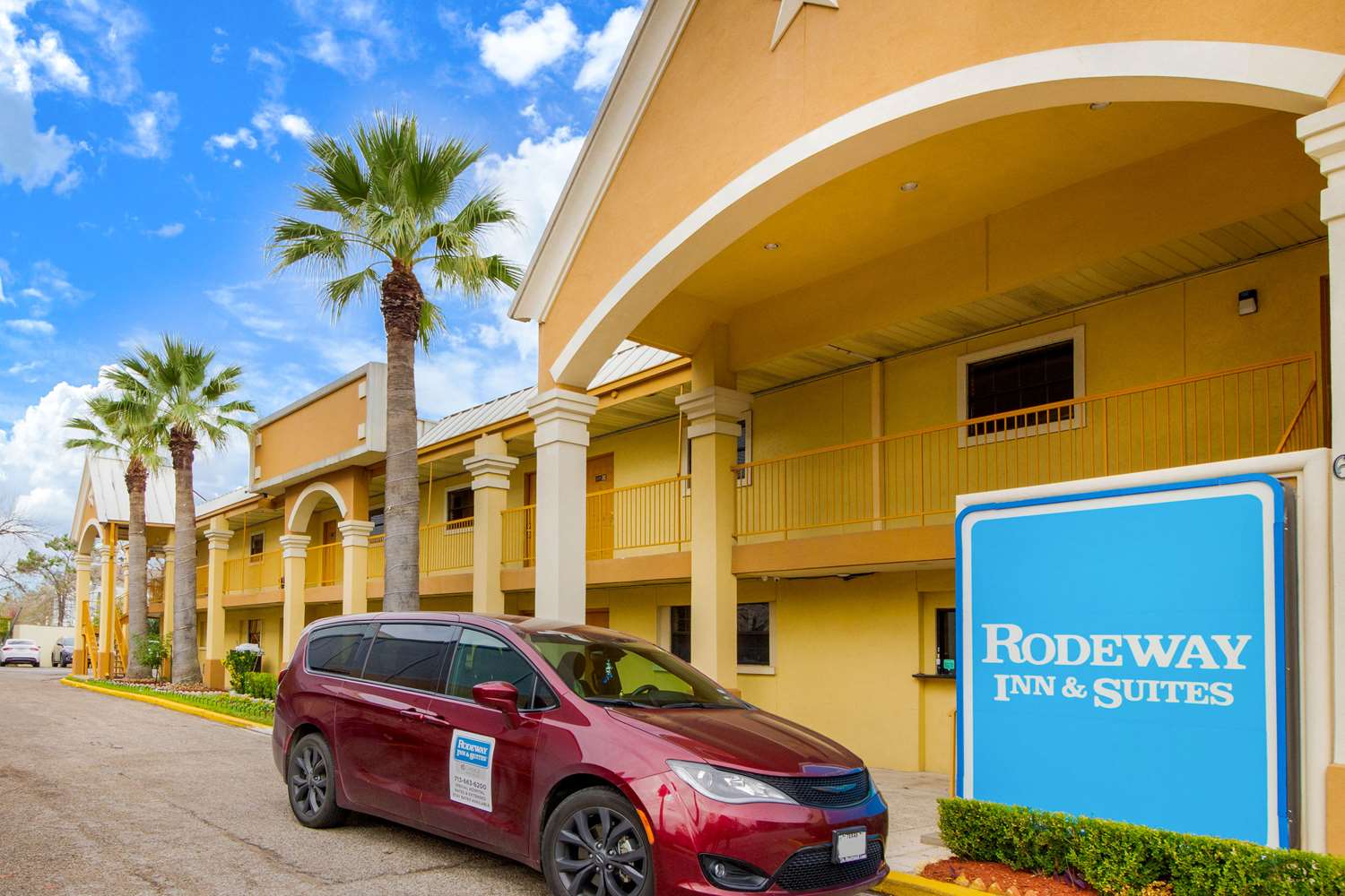 Rodeway Inn & Suites Houston near Medical Center - photo 22