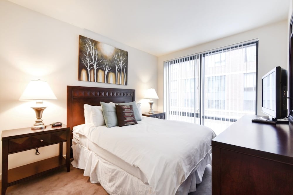 Global Luxury Suites At Boston Garden - photo 4