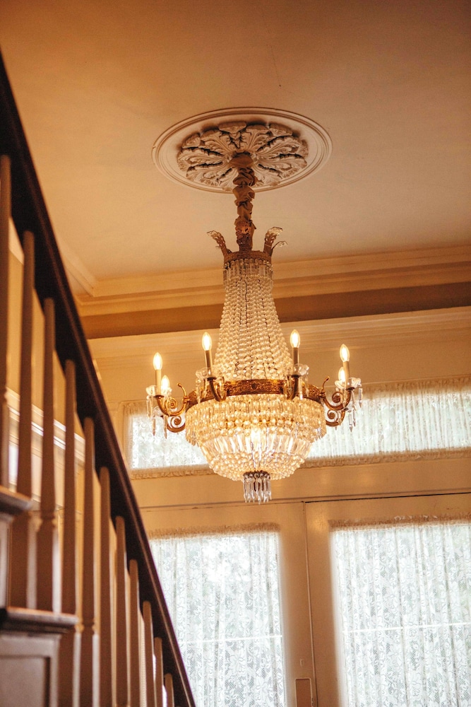 Anchuca Historic Mansion & Inn - photo 136