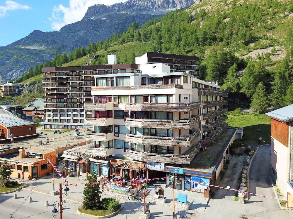Résidence Les Cîmes Centre Val d’Isère in Val-D'isere, France