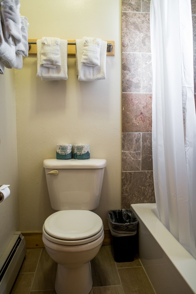 Hotel Estes - photo 44