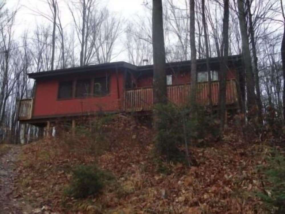 Sunny Point Resort Inn in Parry Sound, Canada