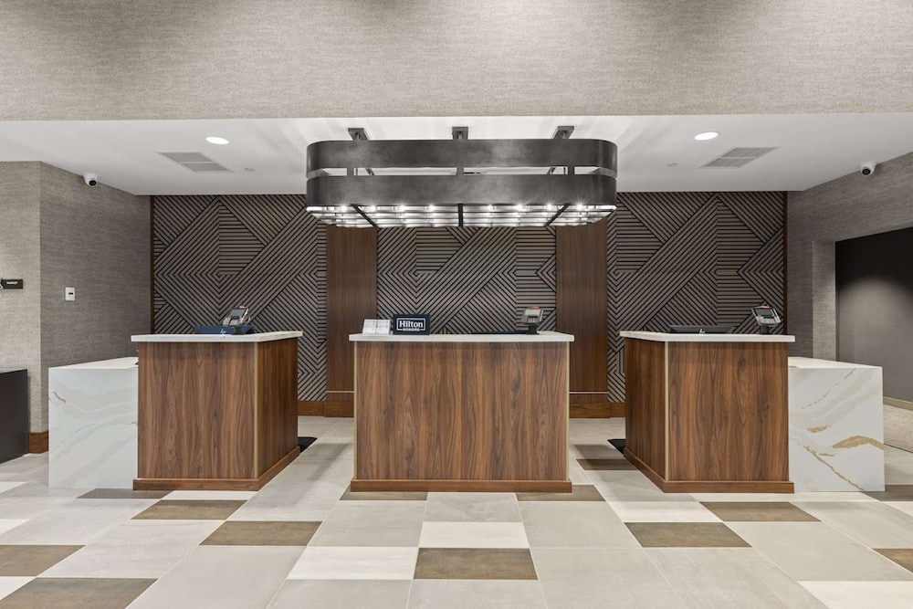 Embassy Suites by Hilton Irving Las Colinas - photo 13