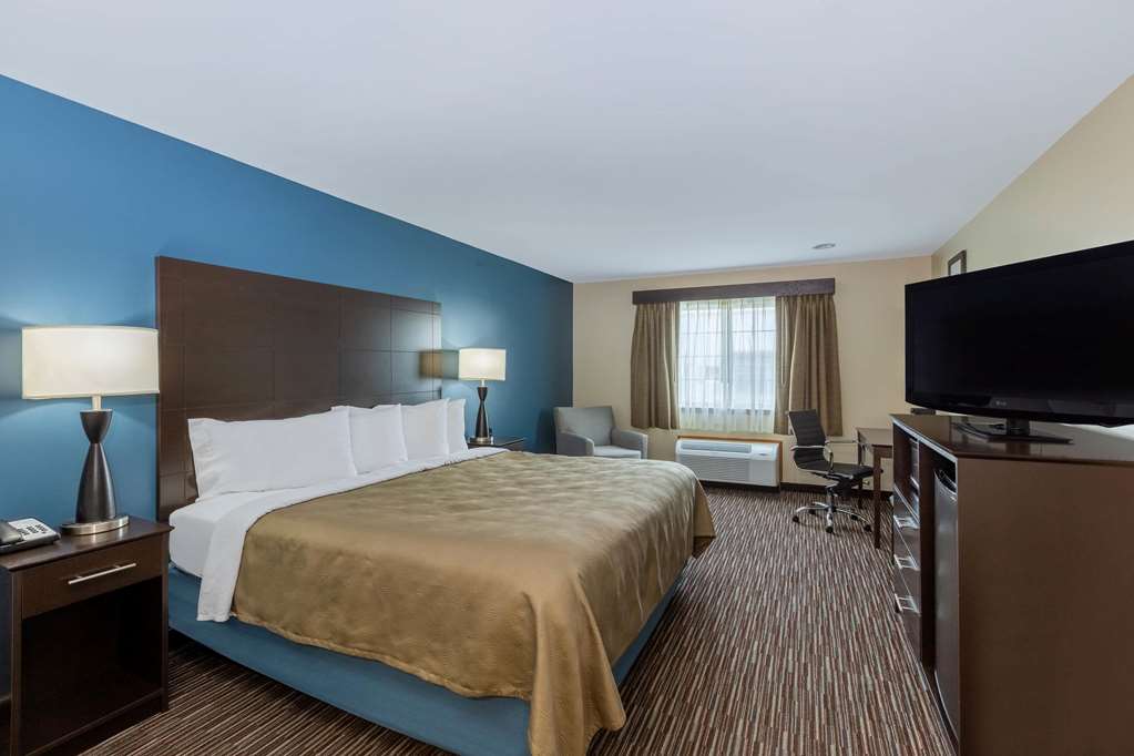 AmericInn by Wyndham Jefferson - photo 15