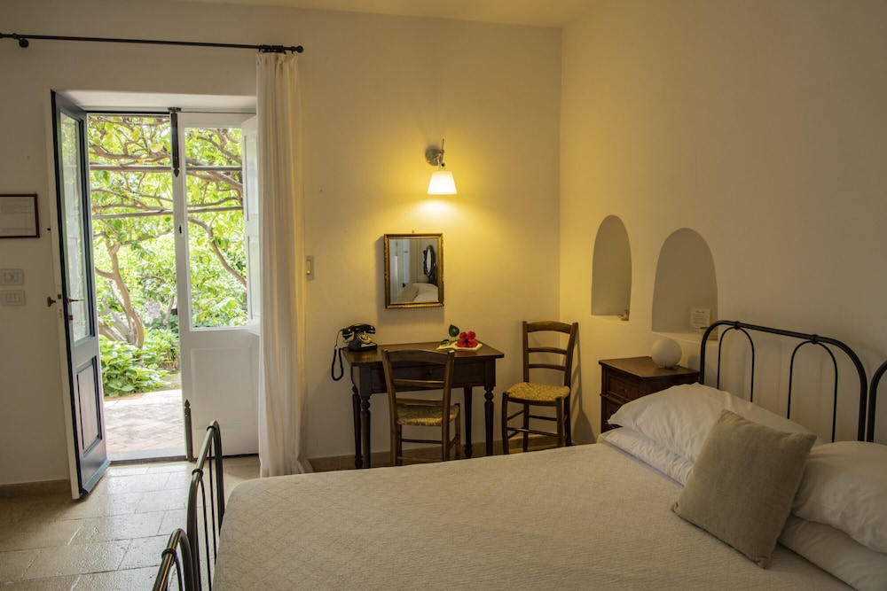 Hotel Signum — Malfa — photo 5