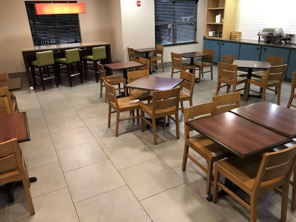 Country Inn & Suites by Radisson Emporia VA - photo 17