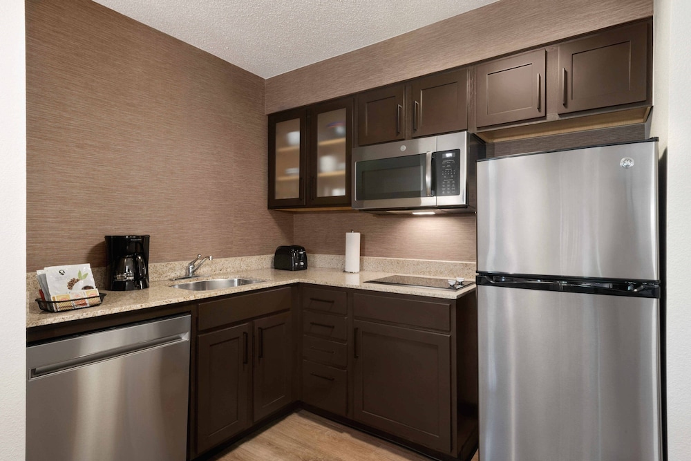 Residence Inn Houston The Woodlands Market Street - photo 9