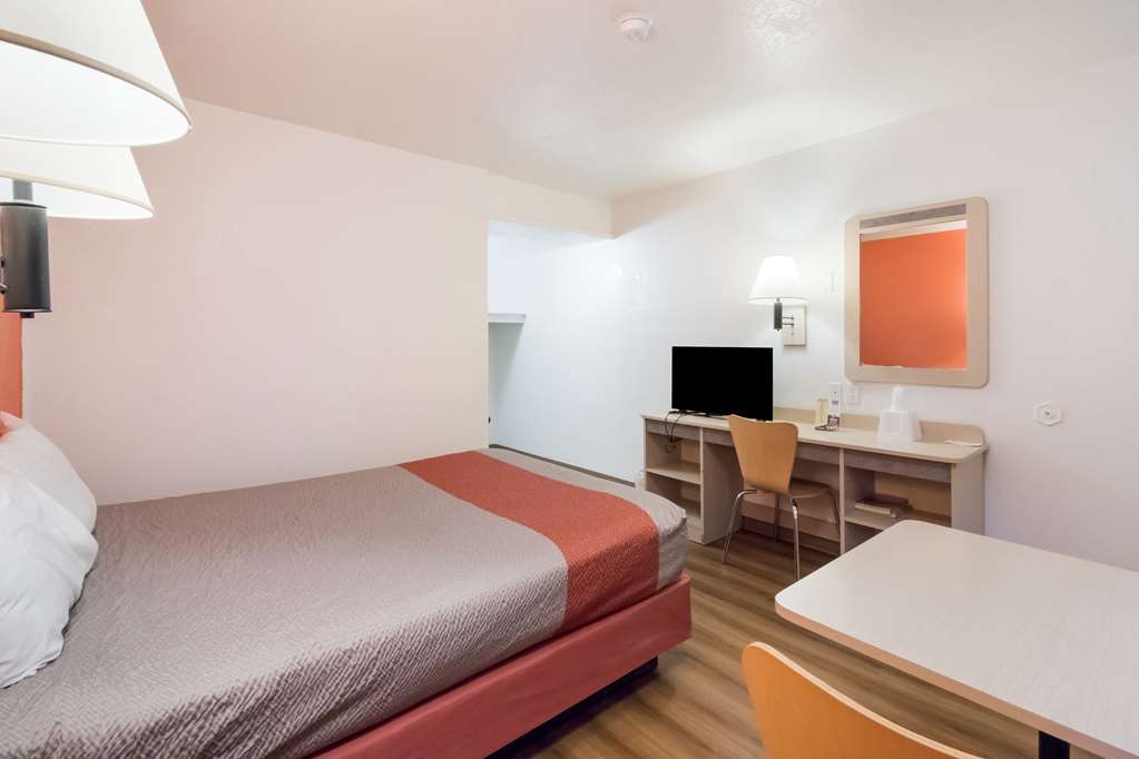 Motel 6 Moses Lake WA - photo 34