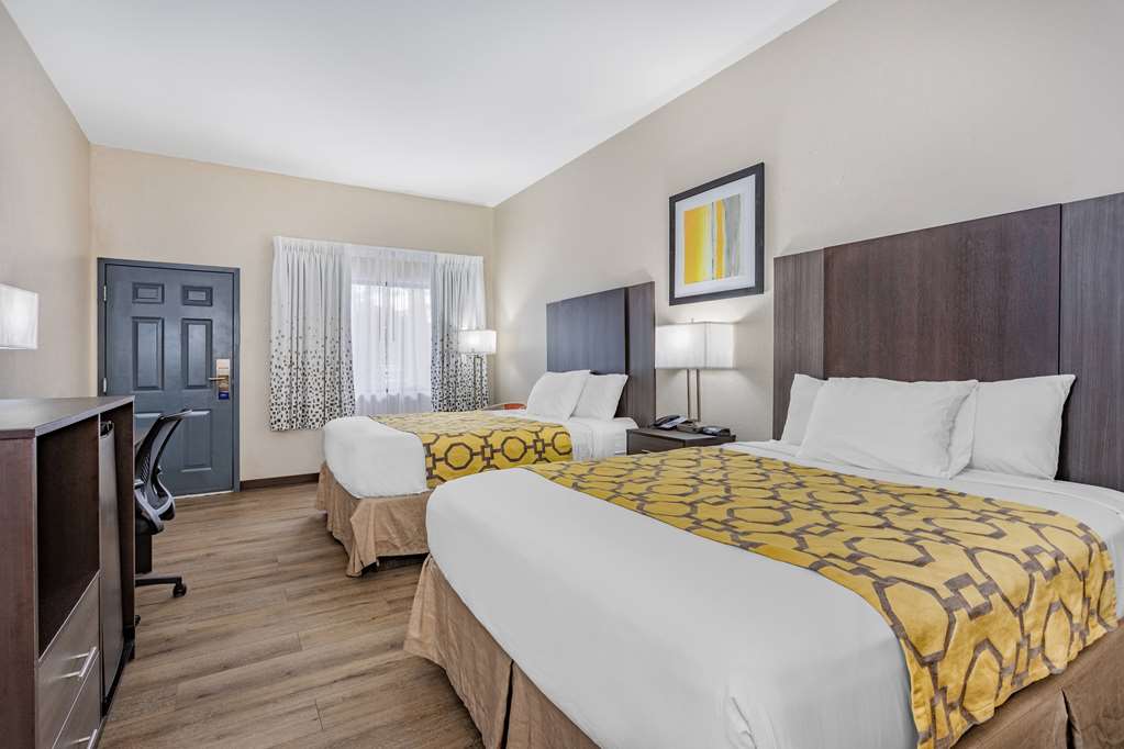 Baymont by Wyndham Midway Tallahassee - photo 22