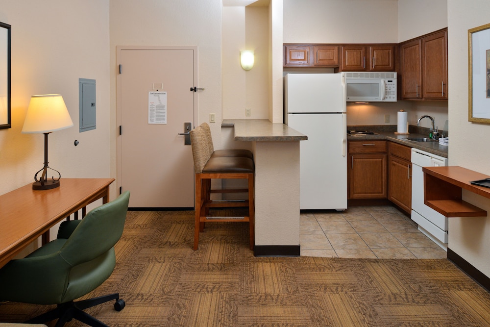 Staybridge Suites Las Cruces by IHG - photo 10