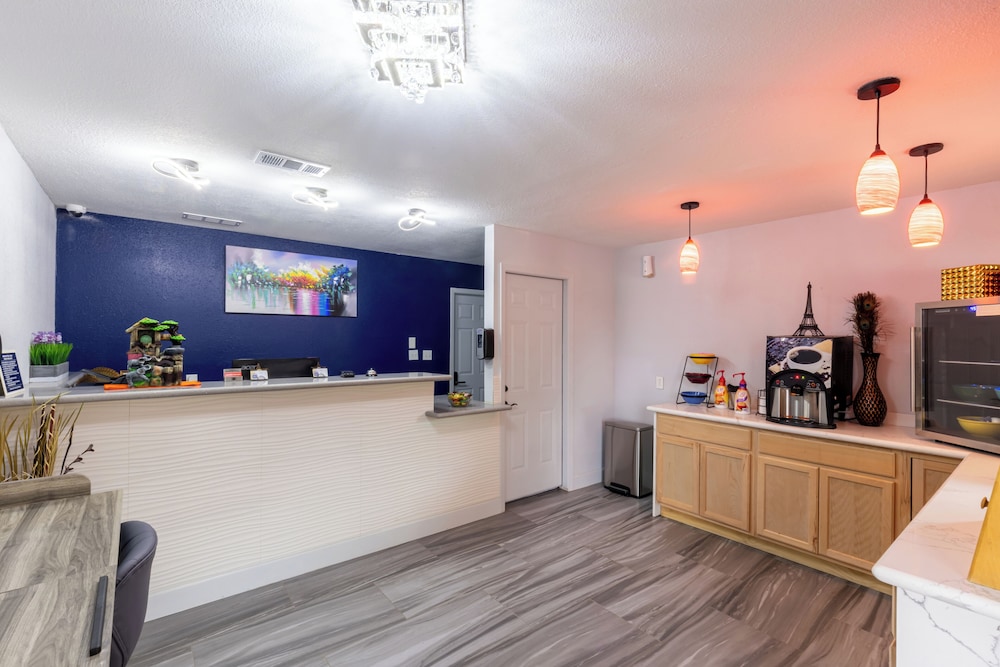 Freer Executive inn and Studios - photo 2