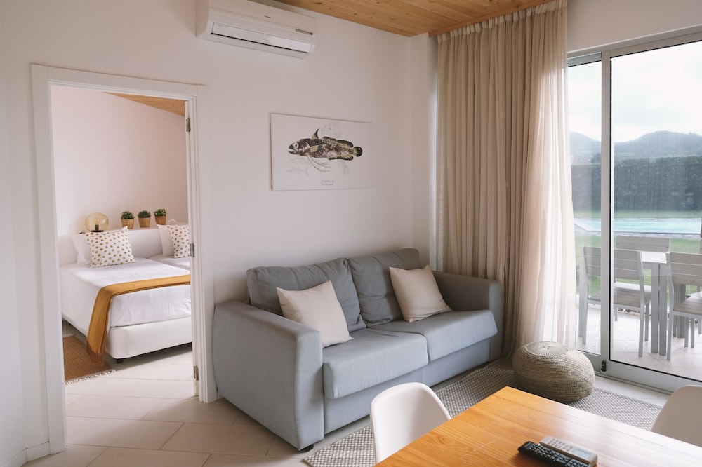 Sao Vicente Lodge Atlantic Retreat — 4-Star Luxury Hotel in Sao Vicente, Portugal