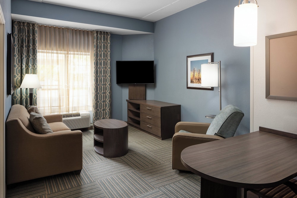 Candlewood Suites Omaha Airport by IHG - photo 18