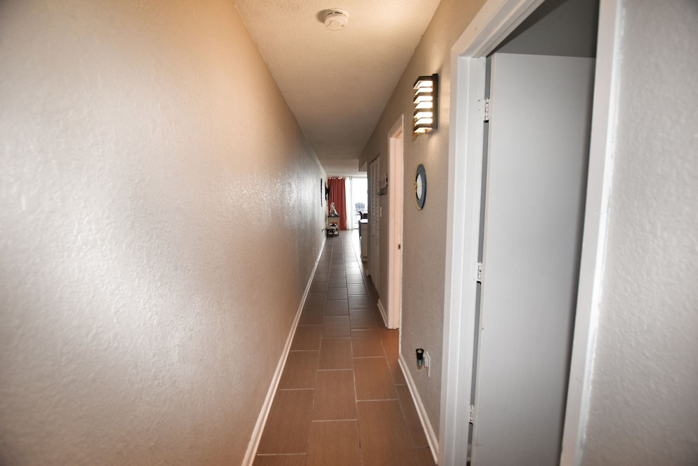 0704 Waters Edge Resort 1 Bedroom Condo by RedAwning - photo 33